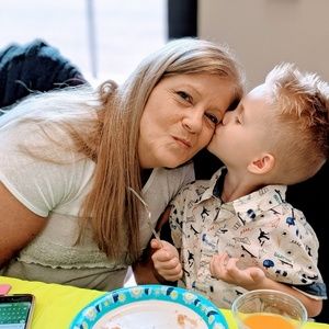 Meet your Posher, Amy